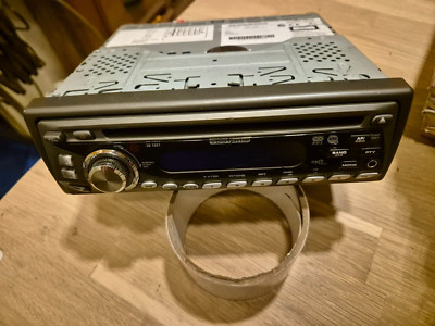 CD1107 / CD 1327 Autoradio Aftermarket- VDO Dayton FIAT Punto von 2007 gebr.