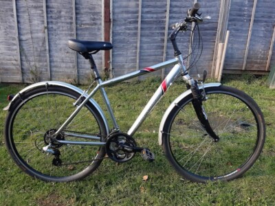 Saracen Venturer 2017 Saracen Urban Cross Hybrid Bike New - Main Image