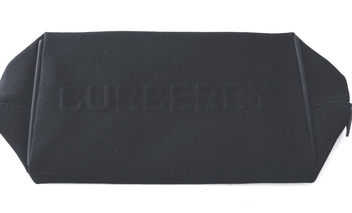 【送料込み】Burberry★8084437002 Burberry Embossed Logo Unisex Canvas Toiletry Shave Bag