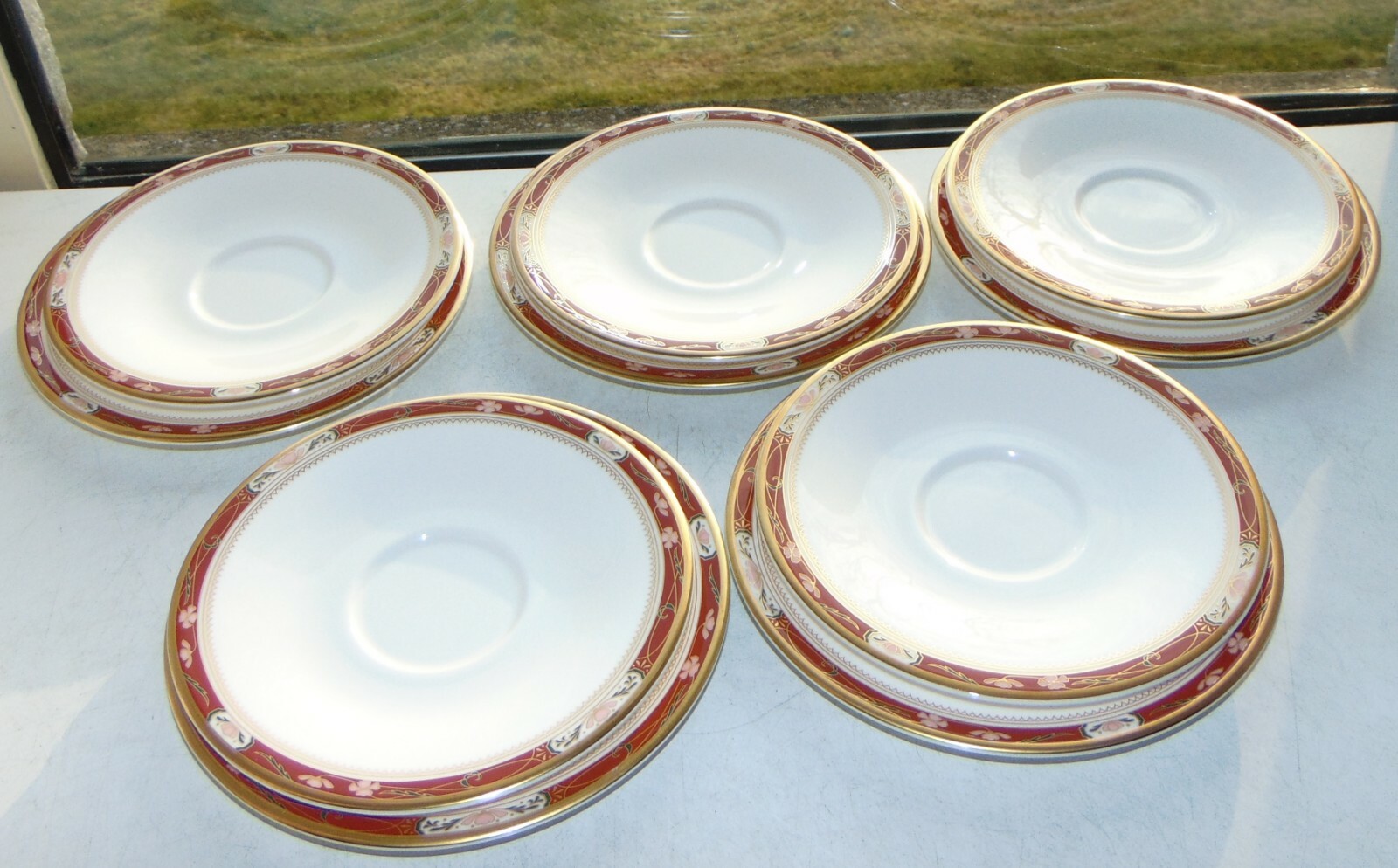 Royal Doulton Fine China Sandon Pattern H5172 18 PC Teapot Cups Saucers