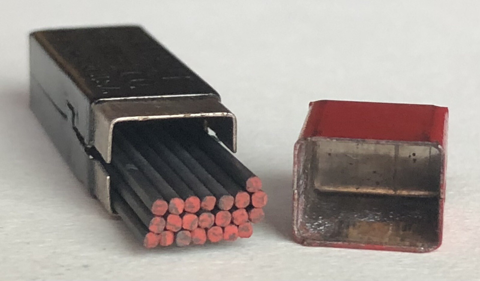 Vintage EVERSHARP Mechanical Pencil Lead 4H Black Square 1.18mm Metal 18pk USA