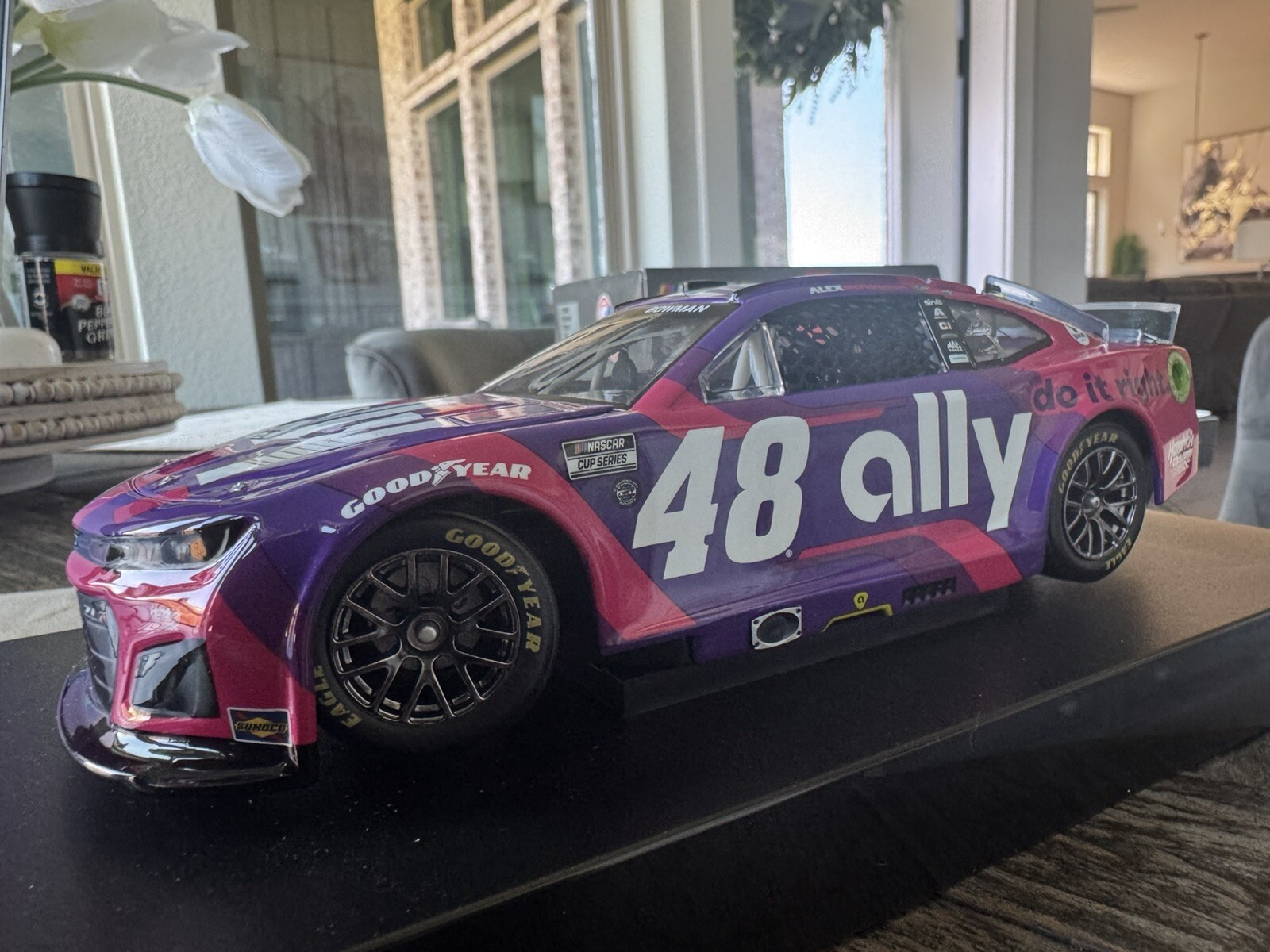 Alex Bowman Autographed 2022 #48 Ally Nashville Nascar Lionel 1/24 Diecast Car