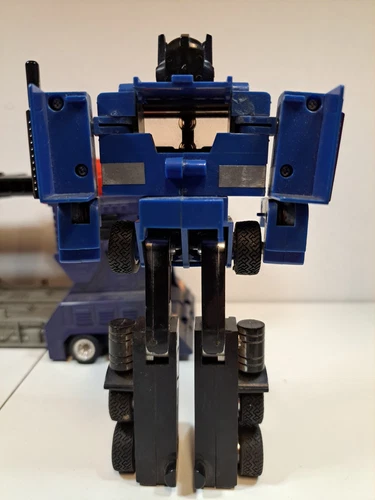 Takara Diaclone Transformers G1 Powered Convoy Ultra Magnus Robot Figure Toy... - Imagen 3 de 9