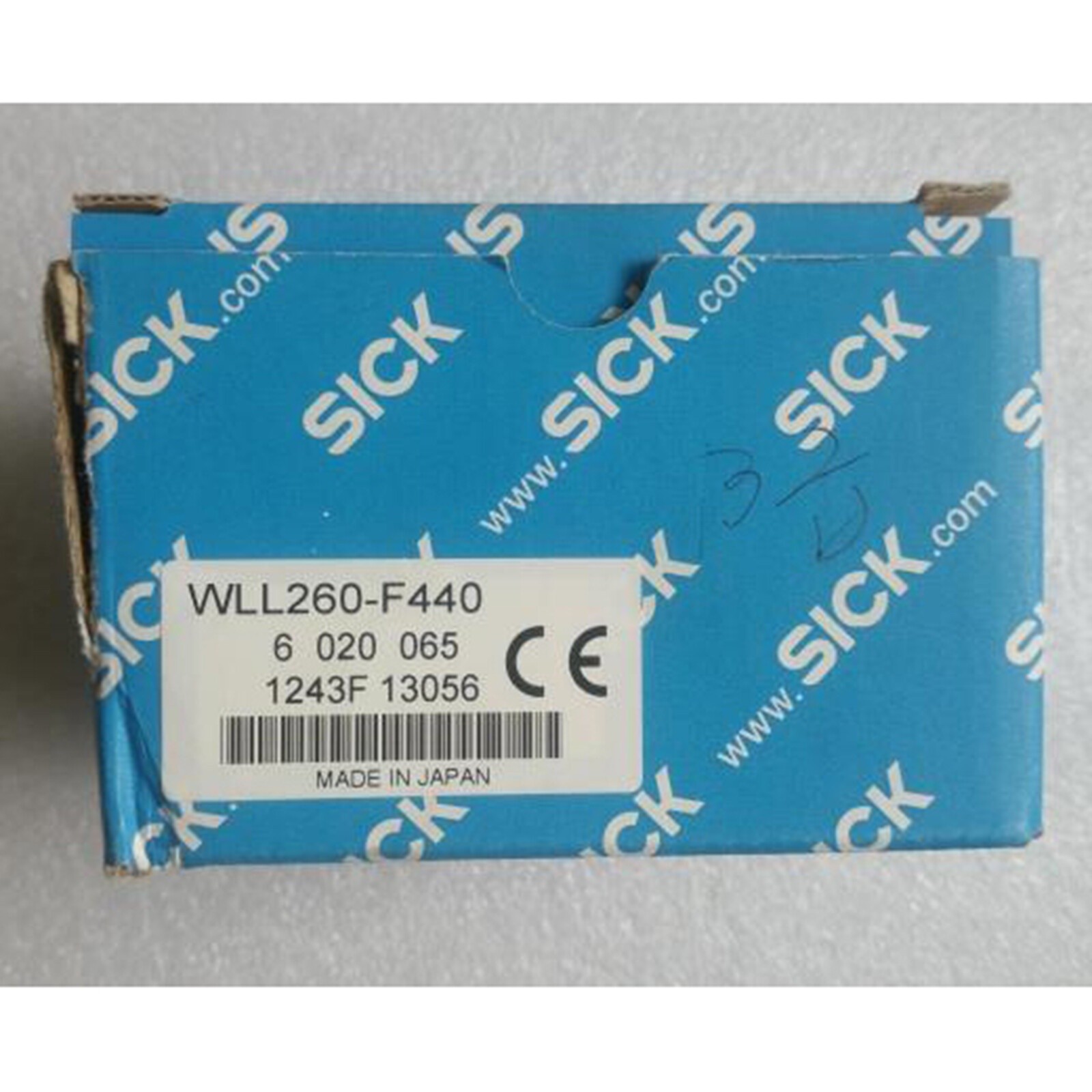 1pc NEW   Photoelectric switch sensor WLL260-F440 Fast Ship  *lg