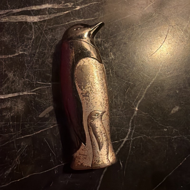 Vintage Novelty Butane Lighter Refillable penguin parent with baby on case
