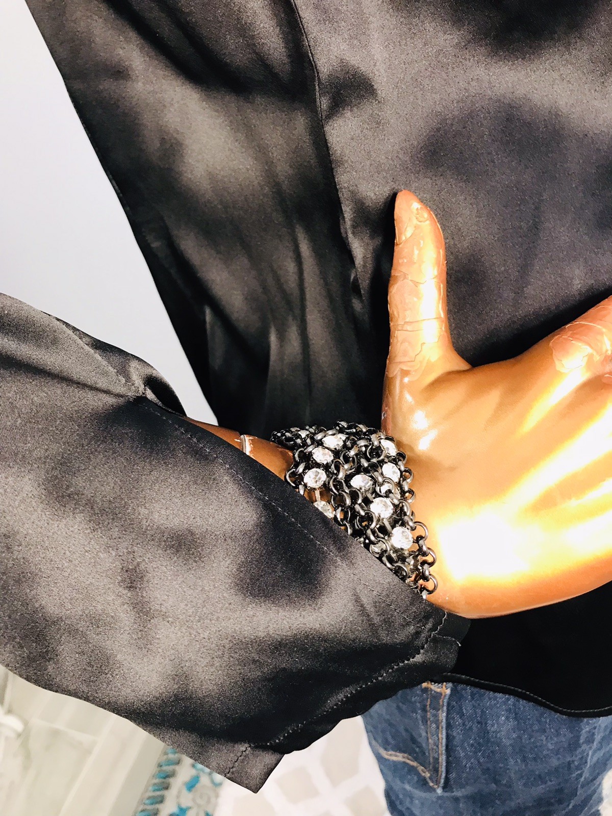 Moda L Top NWT Stretch Silky Lite Wgt Black Button Up Shirt Long Slv Soft Collar