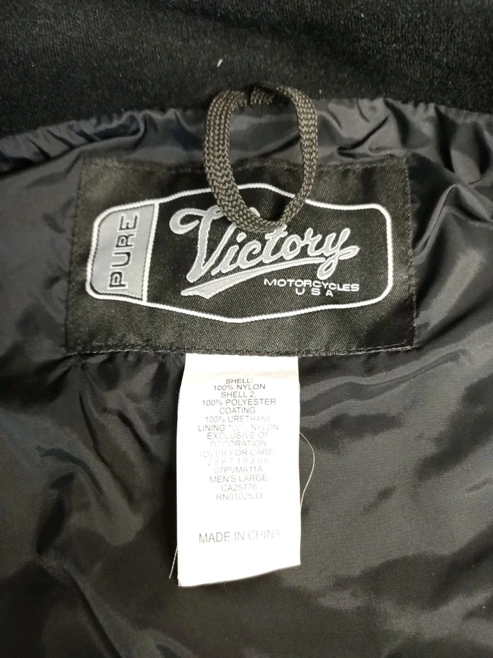 Victory Motorcycles Jacket Men's Large Black Polaris Lightweight Rain Pocket EUC - Image 2 of 4