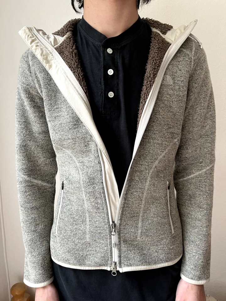 THE NORTH FACE knitted hooded zip up jacket - size M - Bild 2 von 4