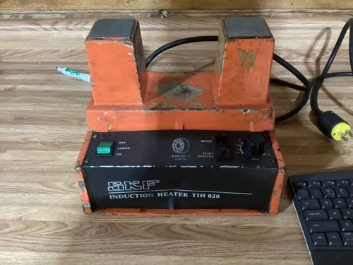 Skf Induction Bearing Heater TIH 020 110v hz 50/60 KVA nom.2,2 , MAX 3,3