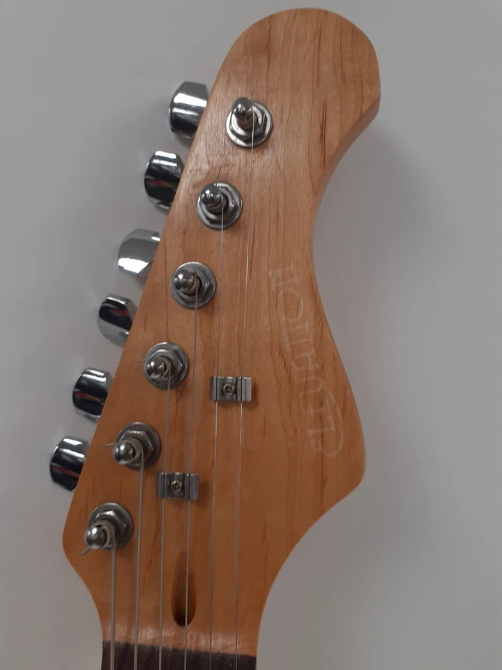 Elevation Red Electric Guitar Strat Style 6-String Rosewood Neck UNTESTED Retro  - Image 2 of 4