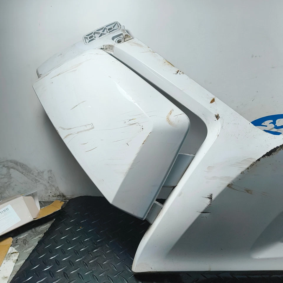 BMW C Evolution 2015 Left Side Bottom Belly Panel Fairing Cover White - Image 2 of 4