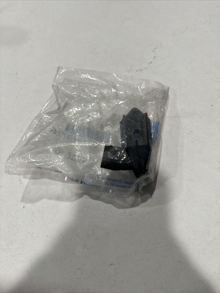 New GM 25507596 Windshield Washer Nozzle 1982-86 Fleetwood New GM 25507596 Windshield Washer Nozzle 1982-86 Fleetwood