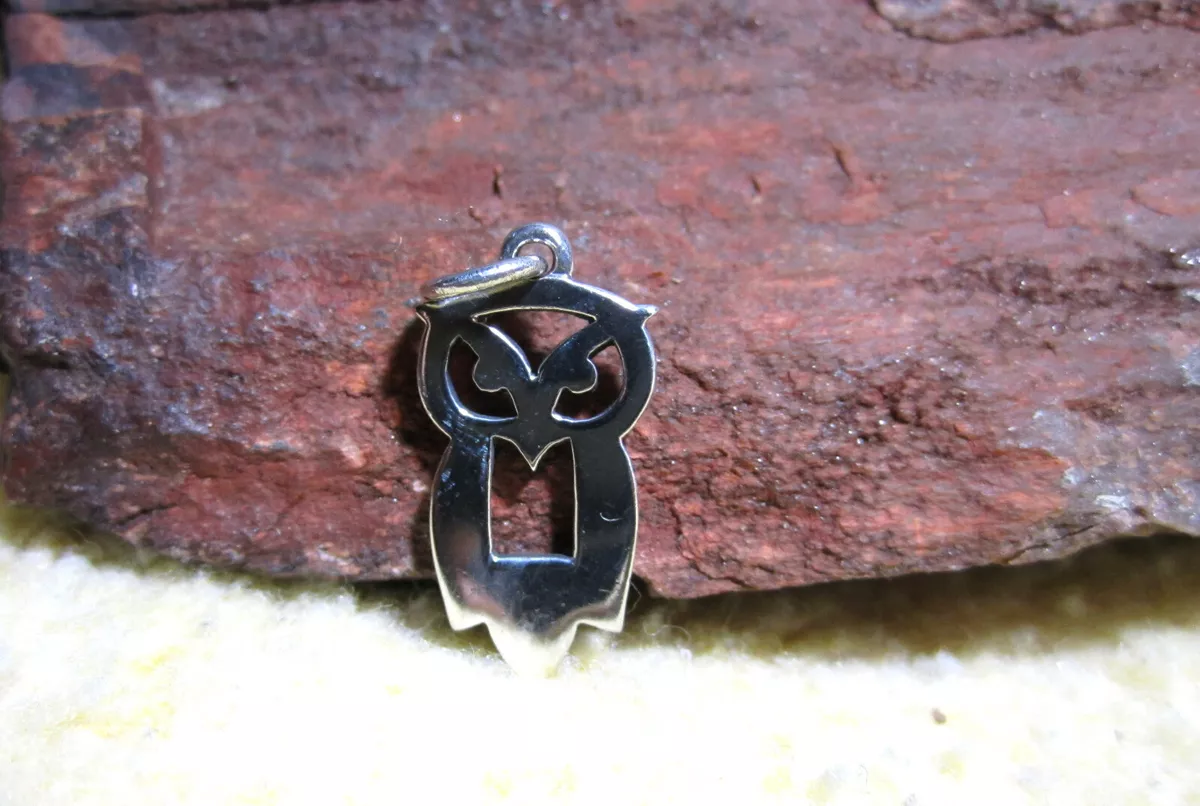 James avery shop owl lock necklace