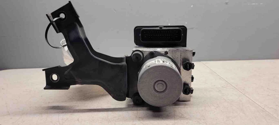✅ 2015 KIA SOUL ABS PUMP PN:58900-B2506 OEM - Image 3 of 4