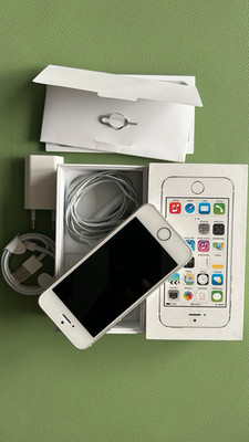 Phone 5s 16 GB in weiß OVP neuwertig