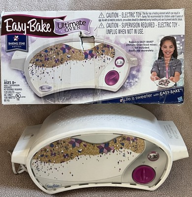 2015 Hasbro Easy Bake Oven Ultimate Oven Works Excellent