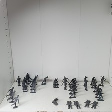 Vintage Marx WWII German Gray Soldiers Lot 38 Figures 12 Poses Louis Marx Army