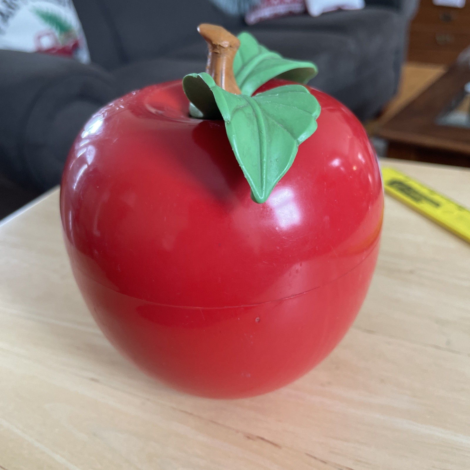 Vintage 1972 Fisher Price HAPPY APPLE Roly Poly Musical Chime Toy – #435