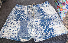 Vintage "Early Y2k" Gloria Vanderbilt Patchwork Lace-Up Shorts   