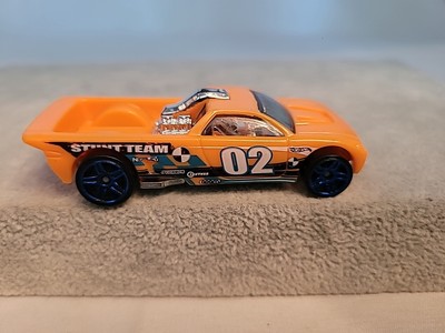 2003 HOT WHEELS BEDLAM #02 STUNT TEAM ORANGE 1:64 DIECAST 3'' CAR 