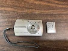 Olympus Stylus 700 All-Weather 7.1 MP Digital Camera W/ Battery Silver 28 