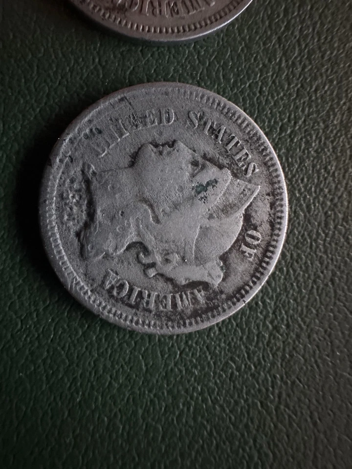 US 3 Cent Nickel 3-Coin lot - 1870, 1874 and 1875 (3C three cents) - Image 4 of 4