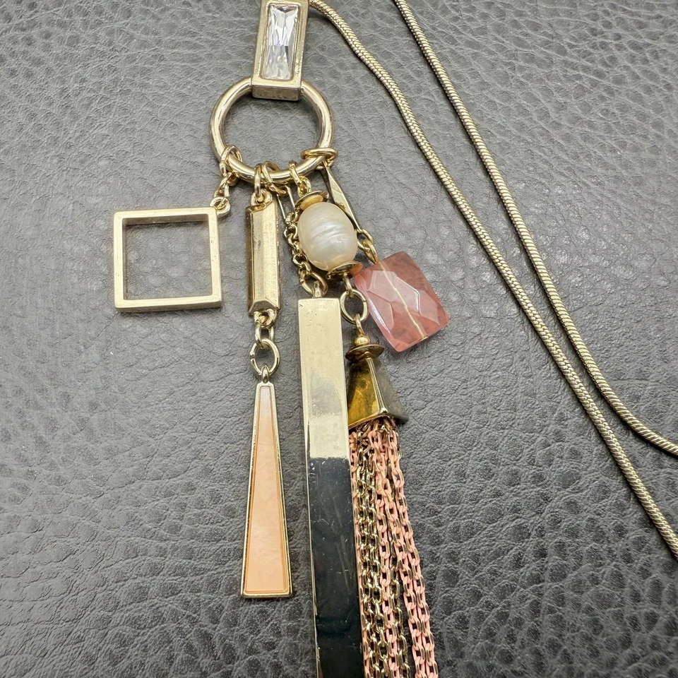 WHBM Collar Colgante Tono Dorado Moderno Dijes Geométricos Borla Cuentas Rosa 28" Foto 4 de 4