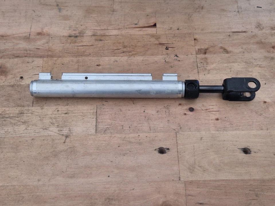 SAAB 9-3 93 2004-2012 CONVERTIBLE DESCAPOTABLE CILINDRO RAM PRINCIPAL DERECHO 12833495 - Imagen 2 de 4