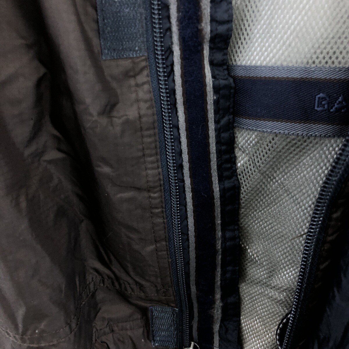 トップス 90s OLD GAP nylon best 90'S GAP Old Gap Nylon Jacket Men's Size L Vintage