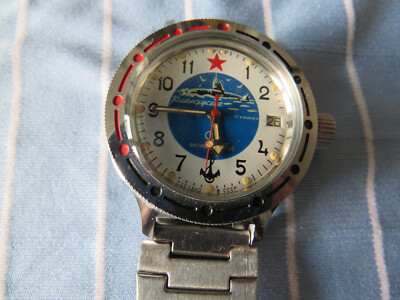 Wostok, Handaufzug,   Amphibia  -Gehäuse-Drehbare Lünette