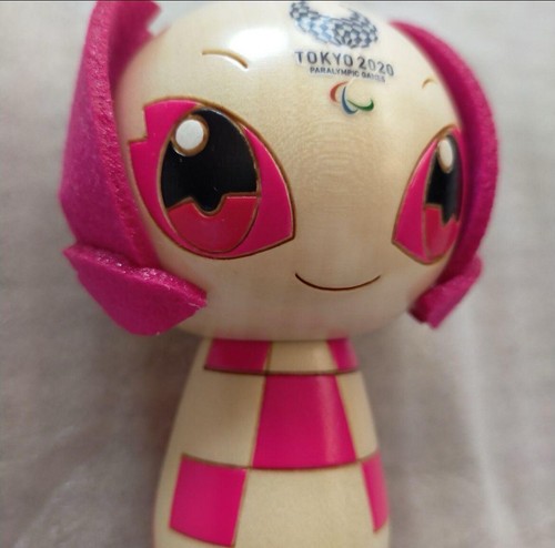 Tokio 2020 Olympische und Paralympische Spiele Someiti Kokeshi HOLZPUPPE - Bild 4 von 6