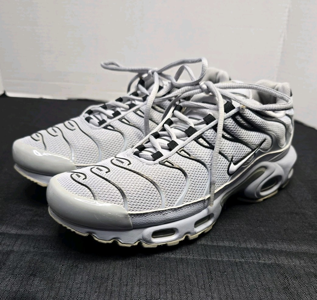 Men's 9 - Nike Air Max Plus Wolf Grey Black Sneaker 852630-021 Trainers Running