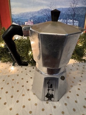 Bialetti Moka Express Silver Espresso Maker (6 Cups)
