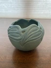 VTG VAN BRIGGLE Ming Blue Art Pottery PHILODENDRON LEAF Vase 4.25"H SIGNED