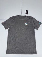 Miami Dolphins Collecting and Fan Guide 38