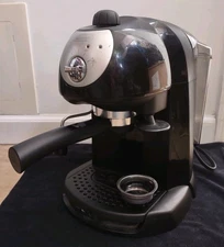 De’Longhi BAR32 15-Bar Espresso/Cappuccino Machine Grounds Or ESE Pods Tested!