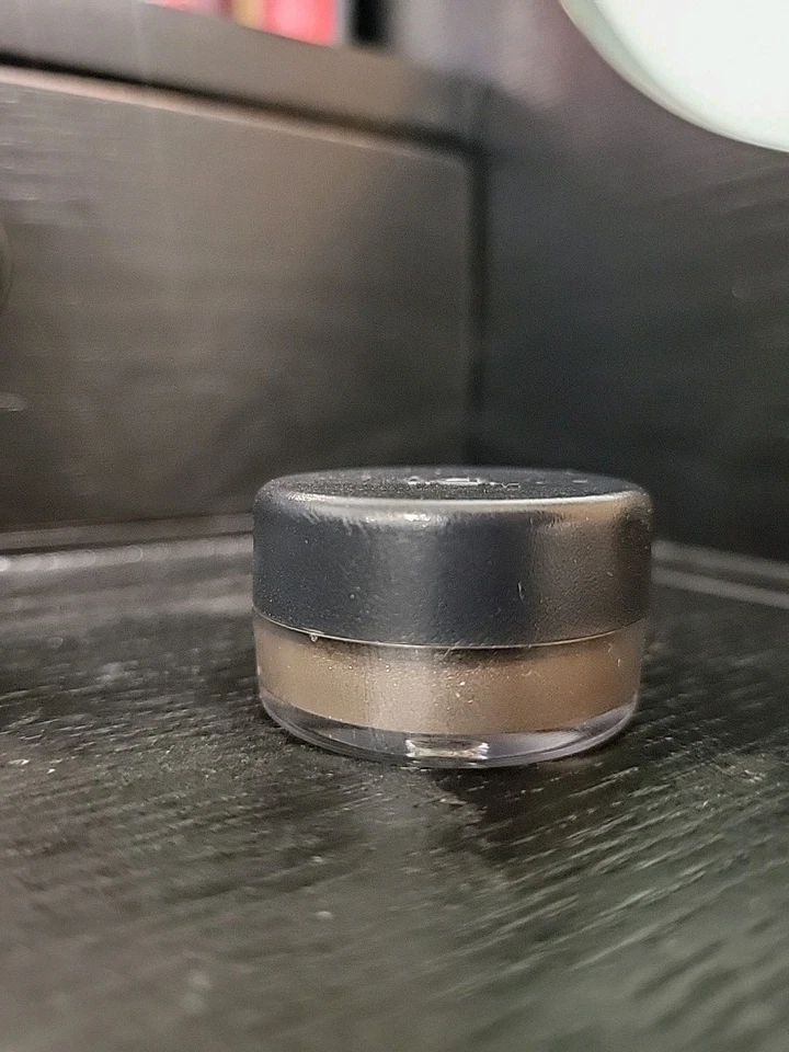 BareMinerals Humor Liner Shadow Loose Powder .57g - Image 3 of 3