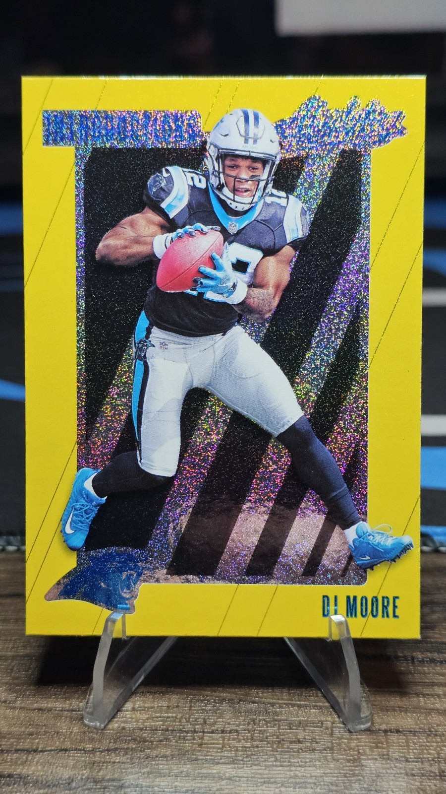2018 Panini Absolute Introductions D.J. Moore #IN-DM Gold Spectrum RC Rookie 🔥