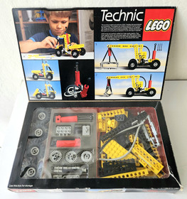 Vintage LEGO  Technic 8040 Universal Pneumatic Set With  Box & Instructions