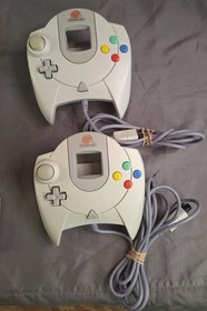 Sega Dreamcast White HKT-3020 - Games and Controllers - Tested - Preowned