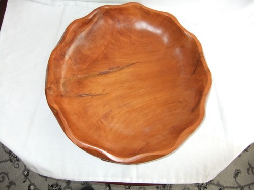 Schöne Vintage handgefertigte große Holzschale mit Fuß 8 x 35 cm aus einem Stück