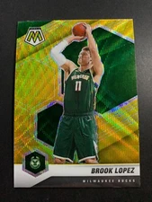 2020-21 Mosaic | Brook Lopez | Gold Wave  | Milwaukee Bucks 9