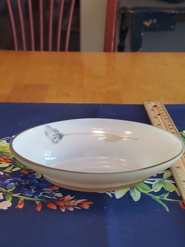 Vintage Satin Ware Milk Glass Soap/Trinket/Jewelry Dish Long-Stemmed Rose EUC - Picture 14 of 21