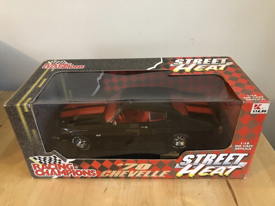 Racing Champions Street Heat 1970 Black Chevelle 1:18 Scale Diecast Replica Car - Image 2 of 4