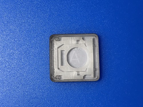 Eine Taste / Key Apple MacBook Pro A1286 deutsch(2010) Original ! - Bild 2 von 4