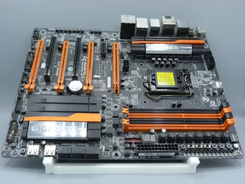 Gigabyte GAZ87X-OC Rev. 1.1 Mainboard LGA 1150