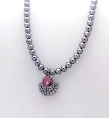 New 100% Authentic SWAROVSKI Pearl Pink Shell Idyllia pendant