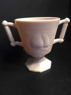 B51) Jeannette SHELL PINK *BALTIMORE PEAR* FOOTED SUGAR no Lid