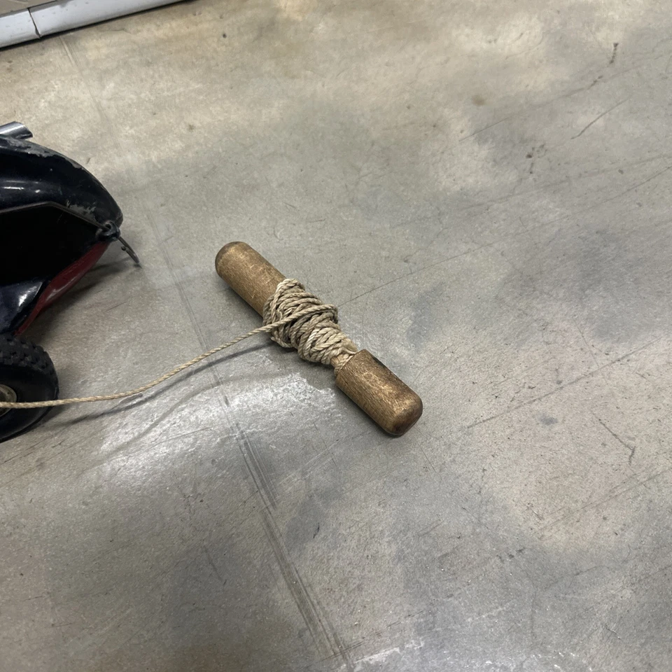 Vintage Roy Cox Thimble Drome Champion Tether Car As Is - Image 2 of 4