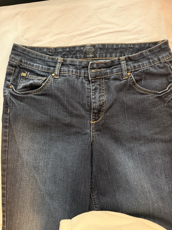 Ruff Hewn Women’s Dark wash Bootcut 1981 Jeans Size 12 Short